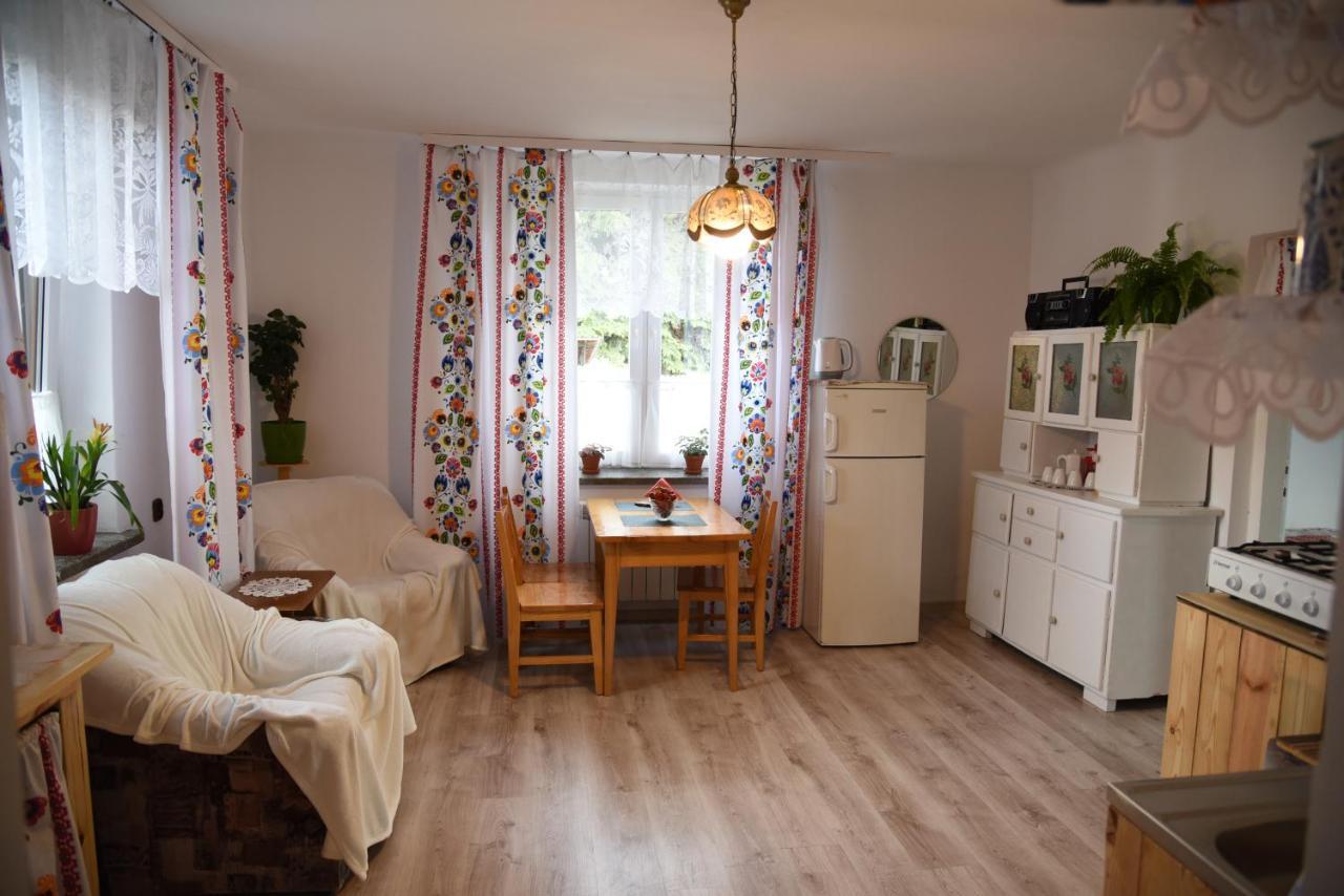 Kobylnica Nad Wisla Apartment *